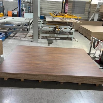 MDF rezistent la apă-melamină pentru fabricarea de mobilă